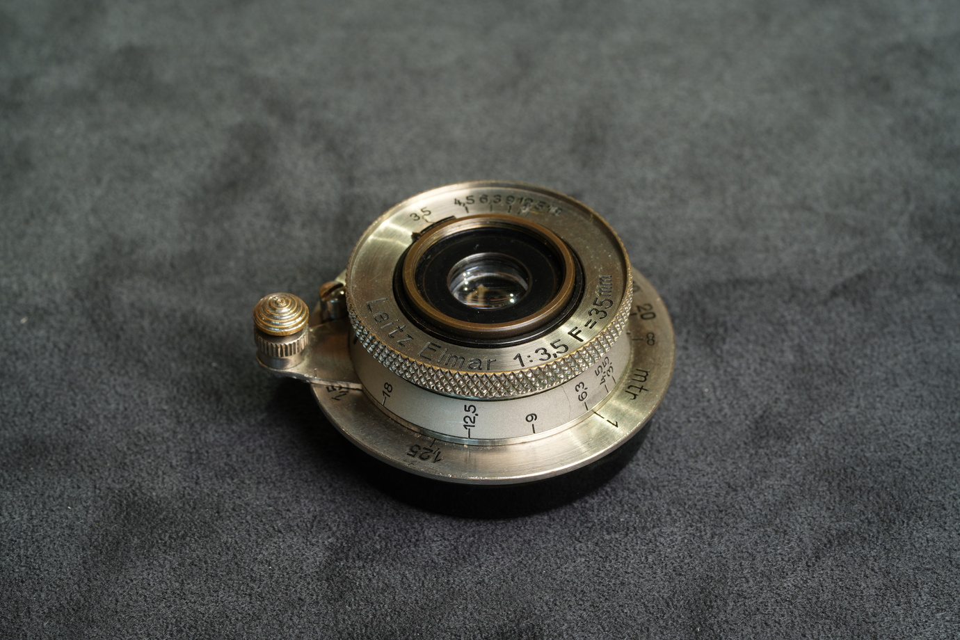 新宿 北村写真機店のカウンターで、お薦めライカを味わい尽くす｜Vol