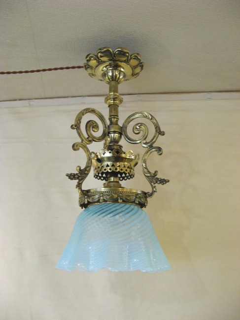 ミニシャンデリア 1920年 （オパールセント）フランス アンティーク