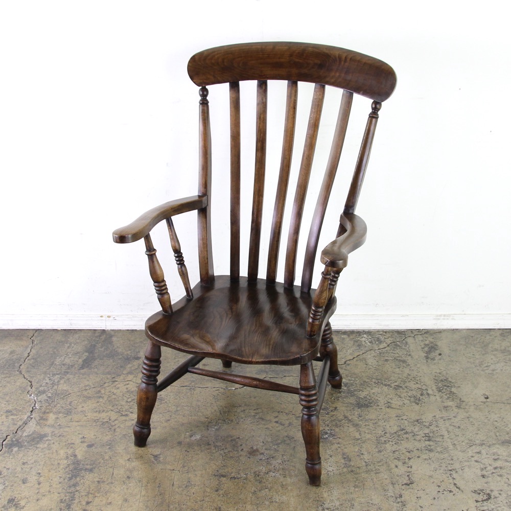 イギリス・アンティーク・アームチェア (資料館コンデションでは