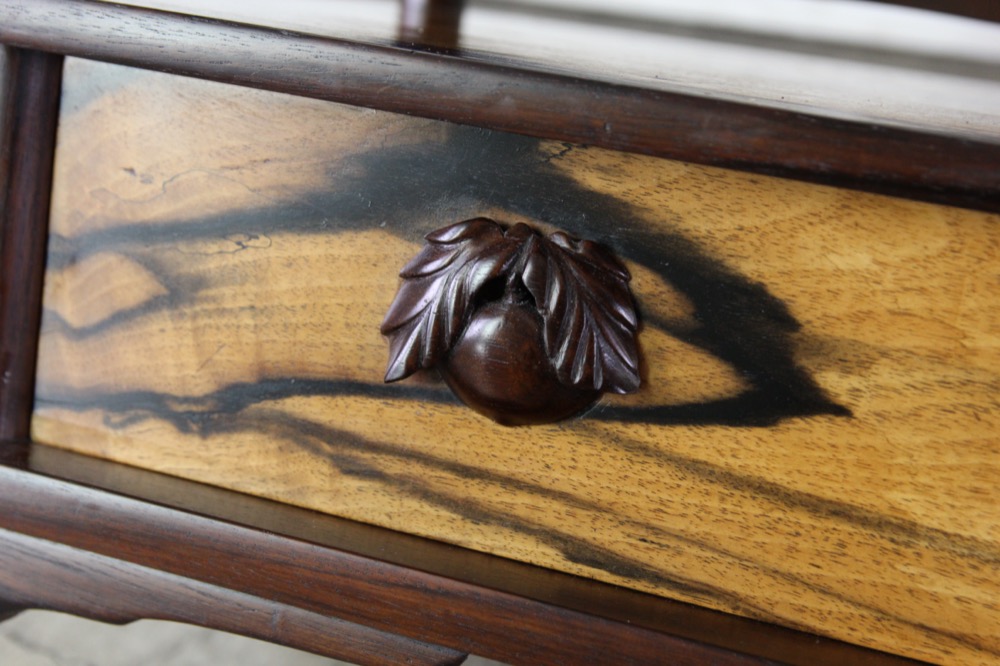 黒柿 襖 襖取手 時代家具 アンティーク家具 銘木 飾棚 2客 【公式通販】