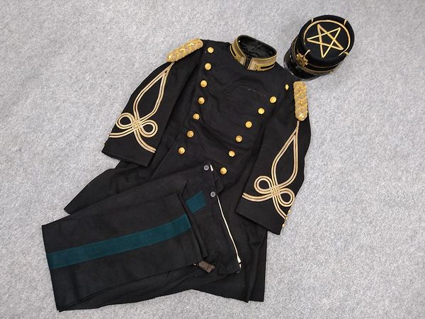 千葉県千葉市中央区にて、旧日本軍大礼服、軍隊物、掛軸など。｜六角堂