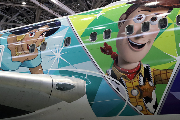 JALディズニー ドリームエクスプレス100周年特別塗装機 ディズニー創立