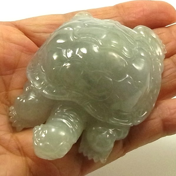 ミャンマー産天然翡翠彫刻 品＆ アクセサリー専門店 吉峰堂 kippodo