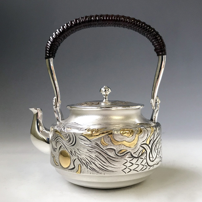 超絶技巧 金工師 在銘 純銀 火屋付 嘉光 造 青磁 輪線筒型 香炉 桐共箱