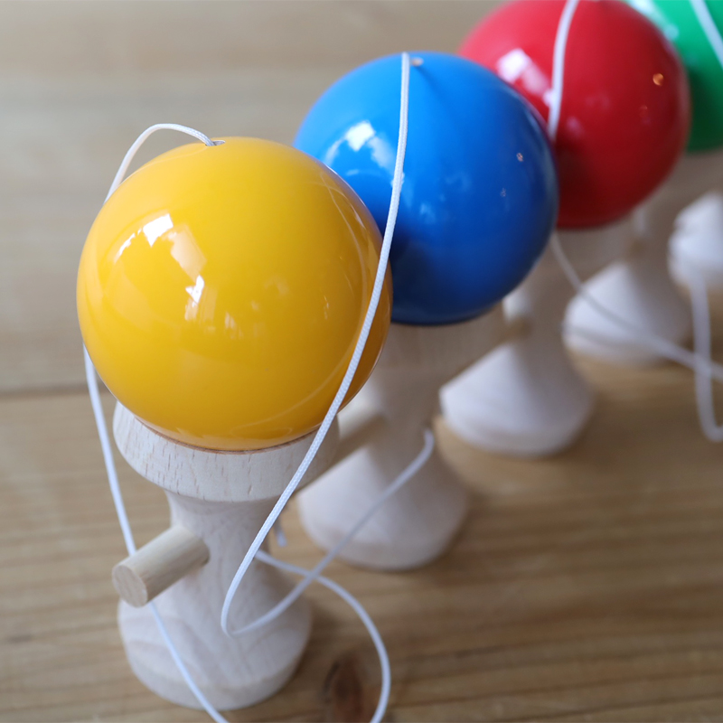 5連大皿けん玉 | krtek select toys