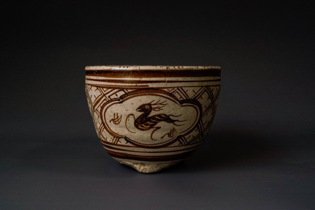 江戸時代 上野焼三足香炉 (蓋無し) 遠州七窯 買取品目》遠州