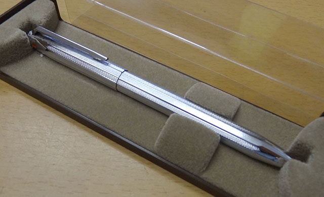 モンブラン4色ボールペン PIX-0-MATをお譲りいただきました｜くまねこ堂