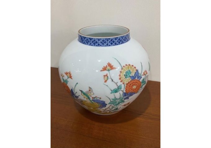 13代酒井田柿右衛門 錦 花瓶2点セット葡萄りす文 13代酒井田柿右衛門