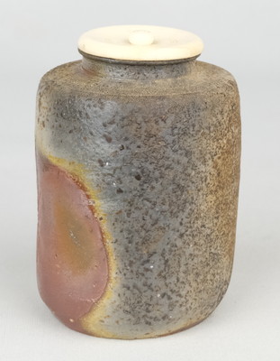 茶道具 伊勢崎満 備前焼 肩衝茶入 仕覆(2点) 共箱 陶歴 陶芸