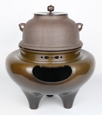 栗山園オンライン通販部 / 【出物】 真形釜添唐銅朝鮮風炉 高橋敬典