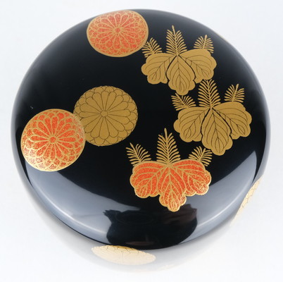 栗山園オンライン通販部 / 【出物】 菊桐蒔絵大棗 川端近左 鵬雲斎書付