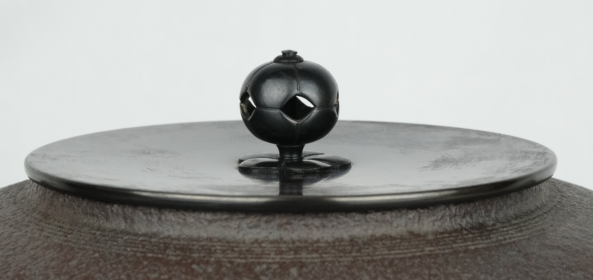 栗山園オンライン通販部 / 【出物】 遠山霰透木釜 菊地政光