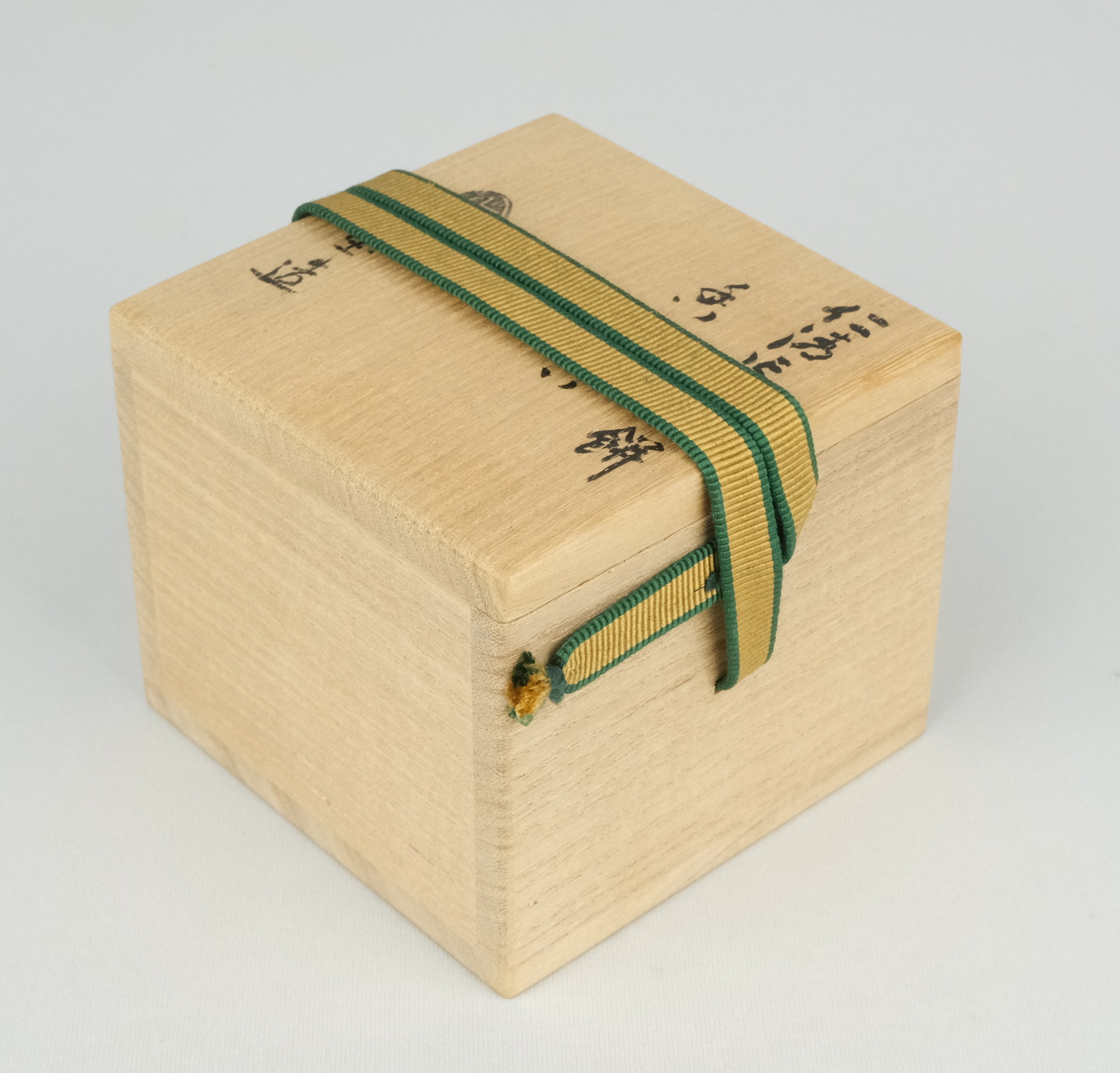 栗山園オンライン通販部 / 【出物】 仁清写鏡餅香合 久世久宝