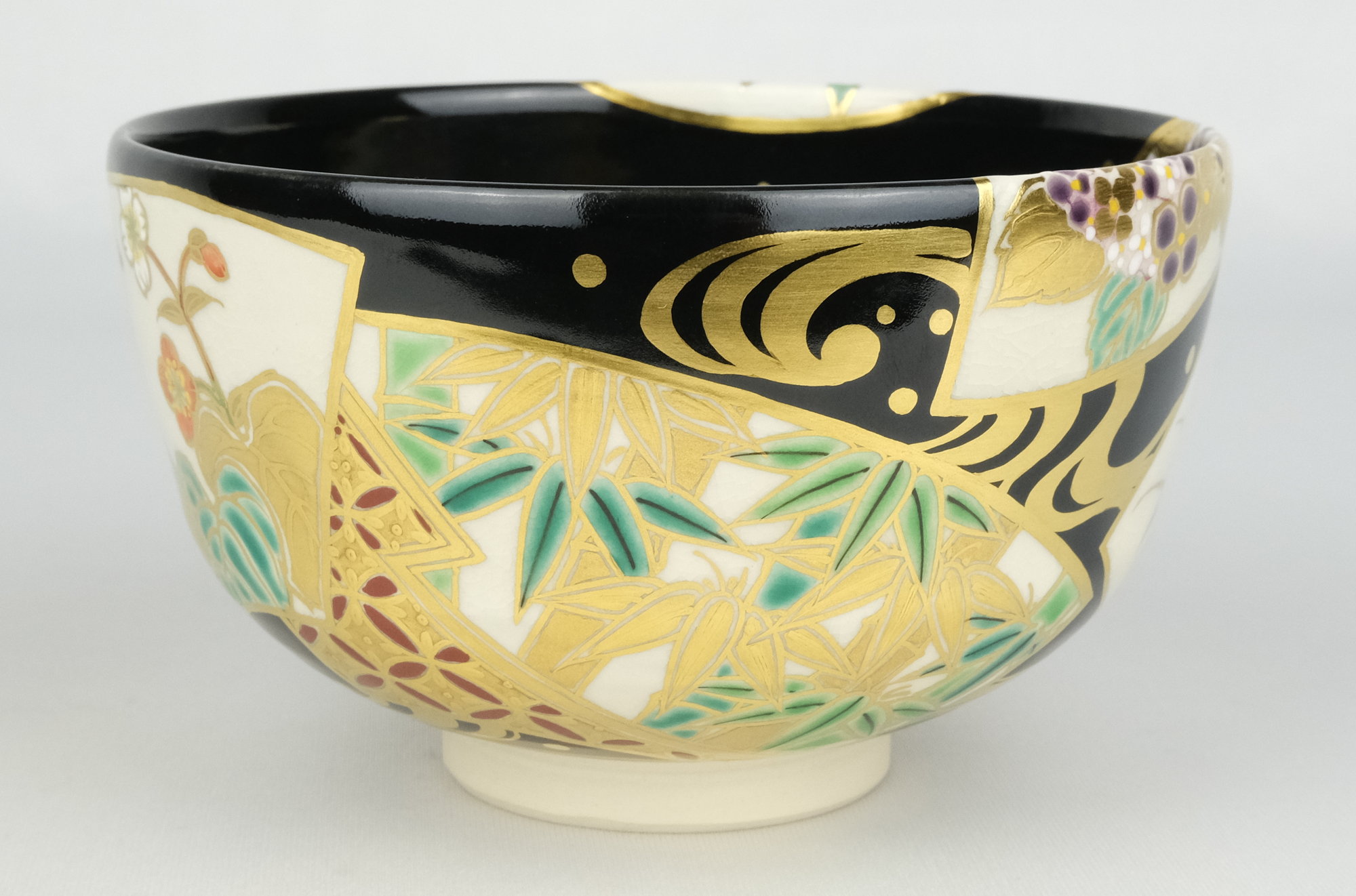 栗山園オンライン通販部 / 【出物】 黒仁清扇面流水茶碗 宮川香雲