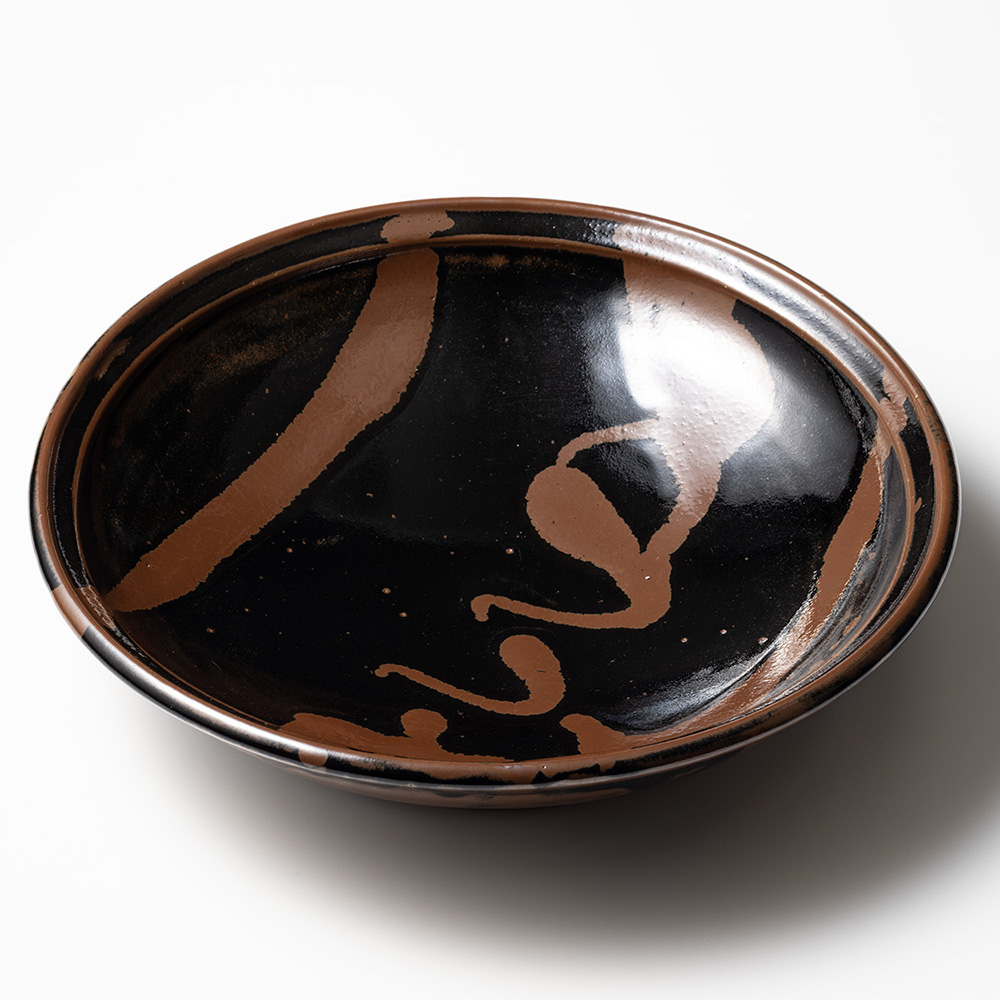 濱田 庄司 黒釉錆流描皿 | しぶや黒田陶苑