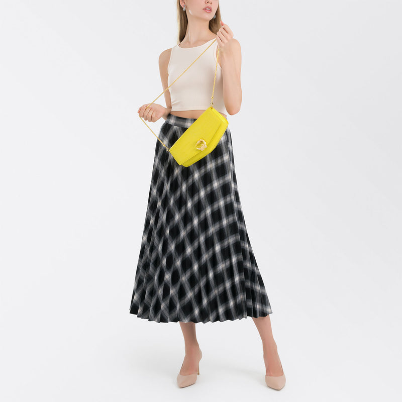 KP HOMAGE CRESCENT PENTAGON CLUTCH | KWANPEN