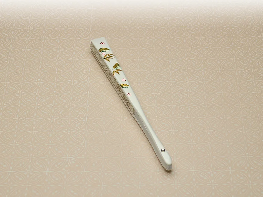 京扇子 手蒔絵 松竹梅（白）｜祝儀扇・扇子｜日本製