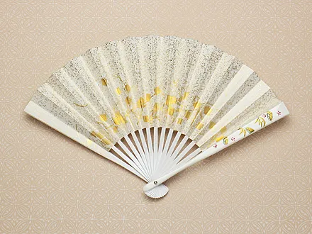 京扇子 手蒔絵 松竹梅（白）｜祝儀扇・扇子｜日本製