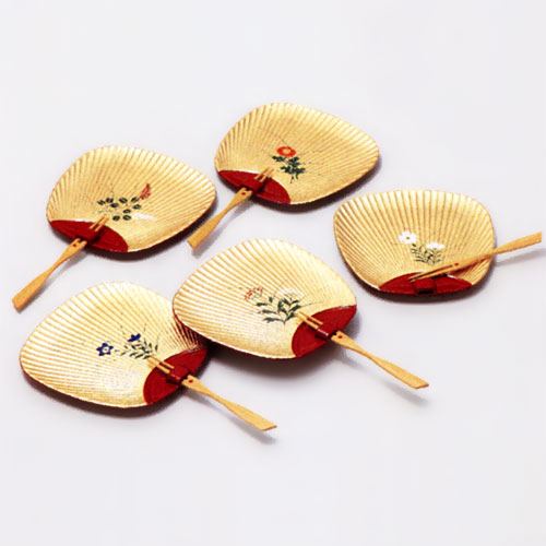 金沢金箔工芸品] うちわ型銘々皿「四季」（伝統工芸品）