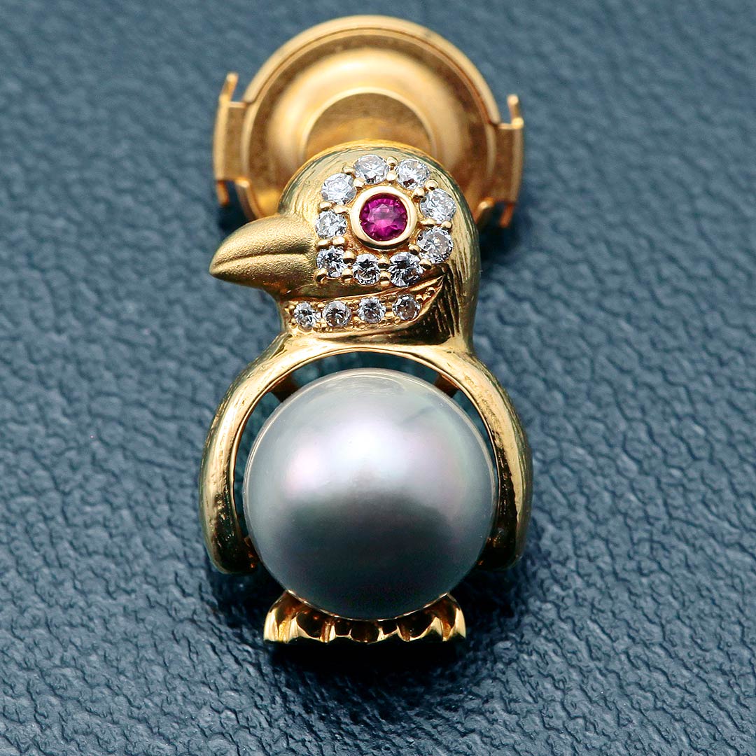 南洋黒蝶真珠パール タックピンブローチ ｜ BX01980 – 大阪心斎橋 宝寿