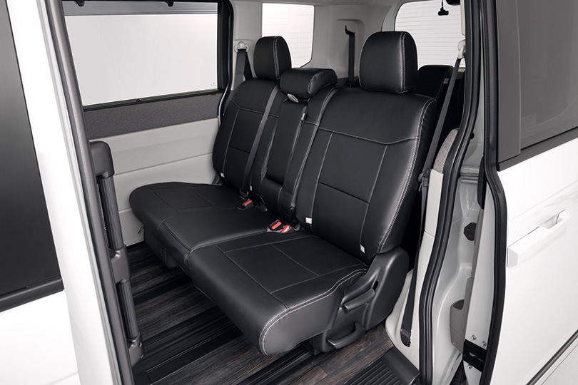 シートカバー｜インテリア｜ステップ ワゴン｜Honda Access｜Honda公式