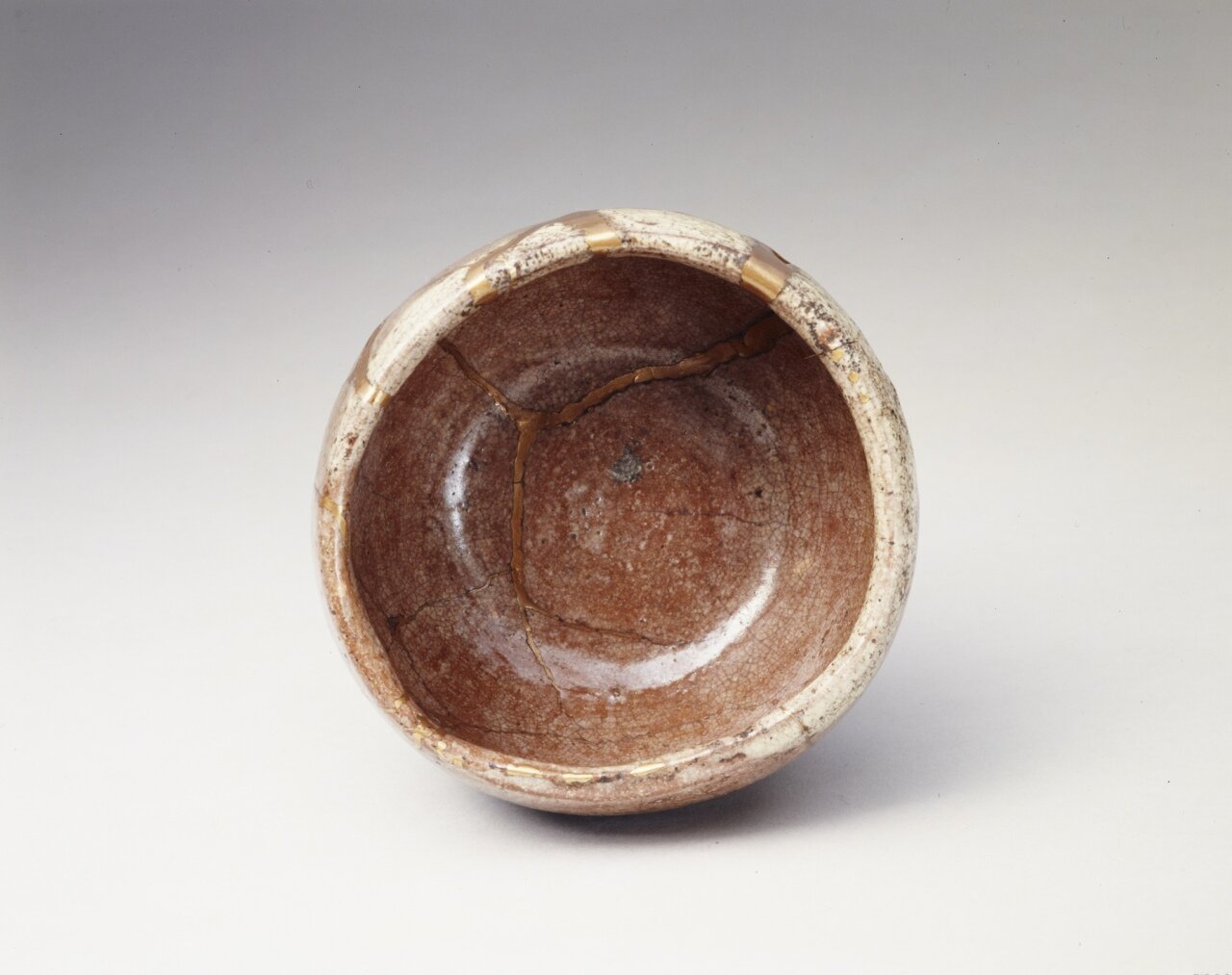 上神山焼 かぐわ焼 銘(春雪) 茶碗 茶道具 上神山焼 かぐわ焼 銘(春雪