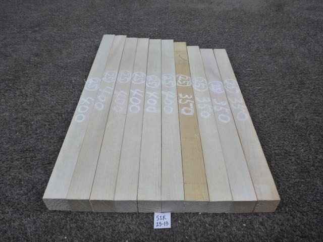 根付 「魚） 日本ホンシュウ鹿角材質 素朴な庶民根付 N12 根付 「魚