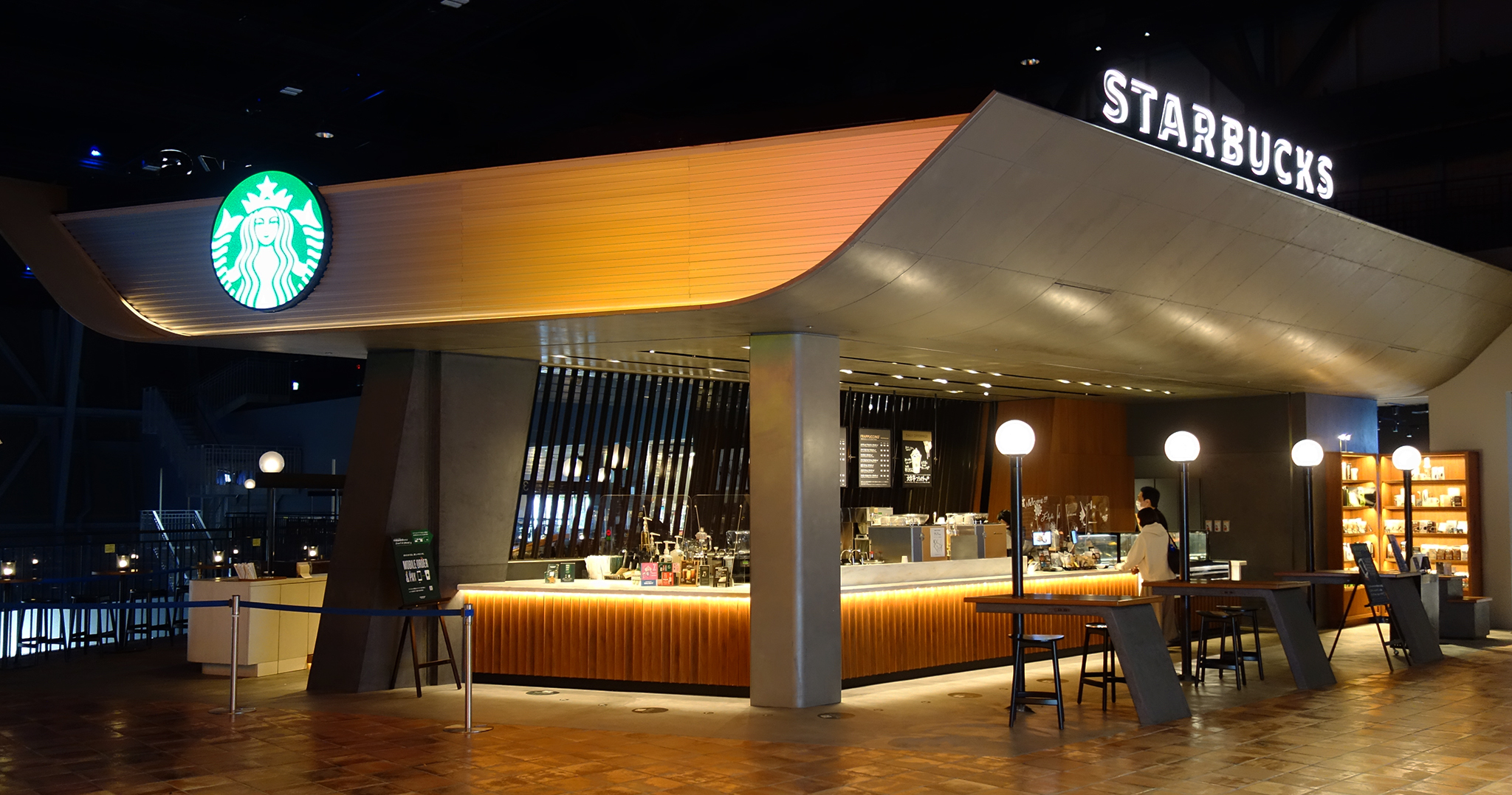 STARBUCKS COFFEE_セントレア空港 | LEDサイン(看板)・切り文字