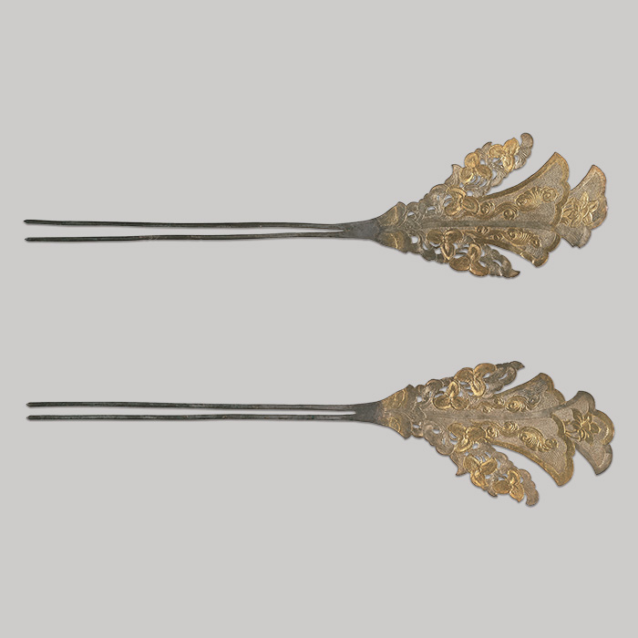 中国美術品 極細工 塗金宝石嵌黄金馬車 骨董 珍蔵品 中国美術品 極細工