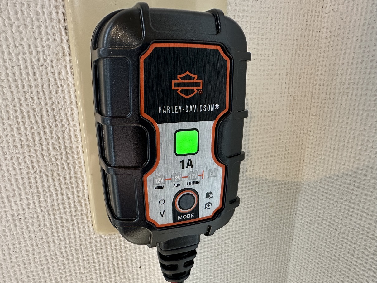 ハーレーに必須なバッテリーチャージャー – ハーレーダビッドソン宮崎