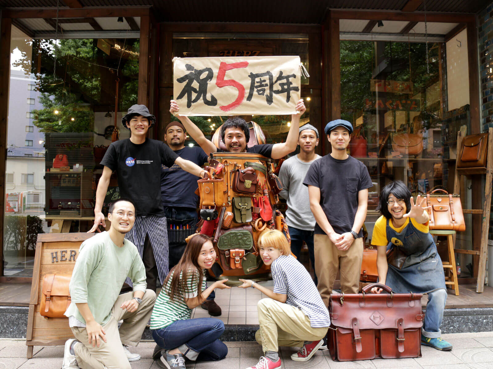 HERZ仙台店5周年記念ページ｜革鞄・革小物のHERZ公式通販