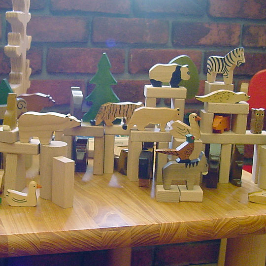 スピールフォームの動物たち：web版おもちゃの王様：百町森