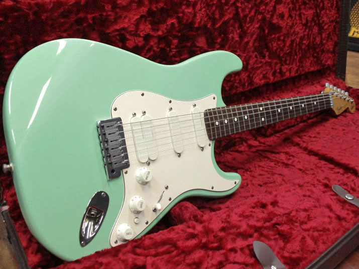 ギター Fender Japan Jeff Beck mod Fender Japan Jeff Beck mod