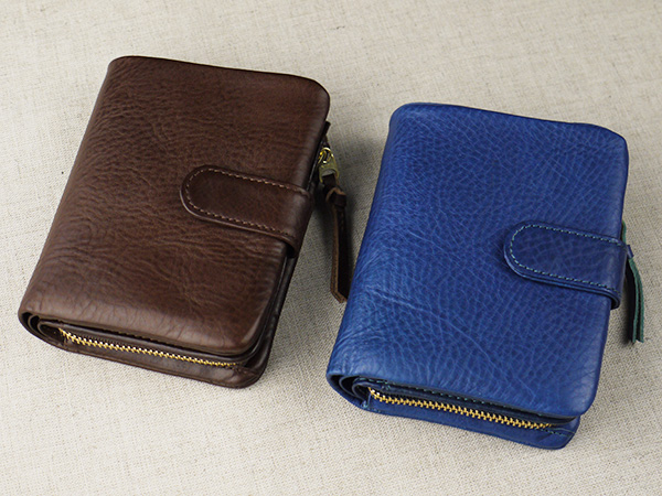 味わいある柔らかい手触りのレザーベルト付き二つ折り財布 アリゾナ