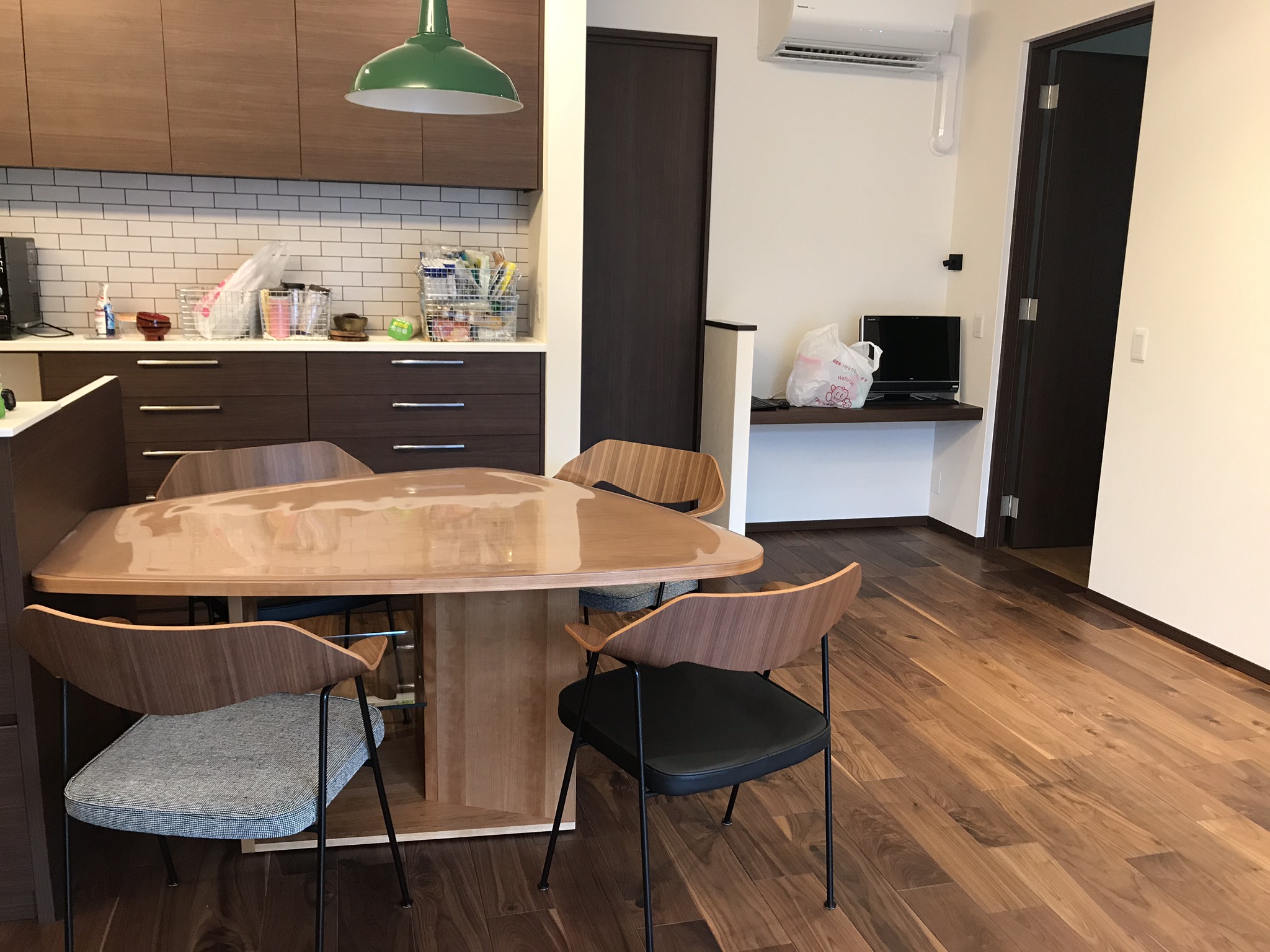 ACTUS（アクタス） テクタ M21 ダイニングテーブル