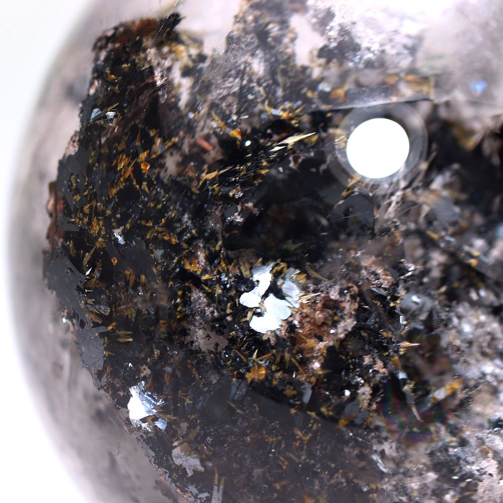 ブラジル産]太陽放射ルチルクォーツ丸玉/ヘマタイトガーデン水晶