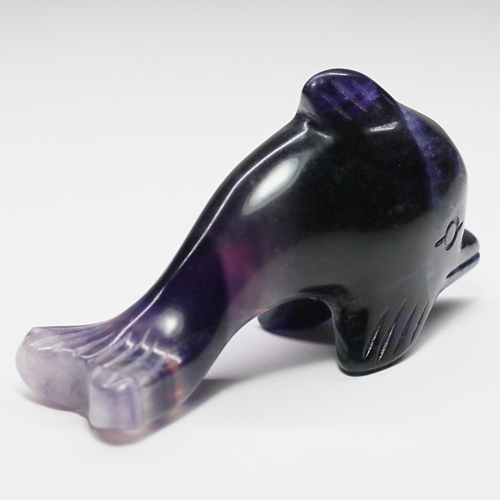 天然レインボーフローライト彫刻イルカ（置物） - 埼玉県吉川市の
