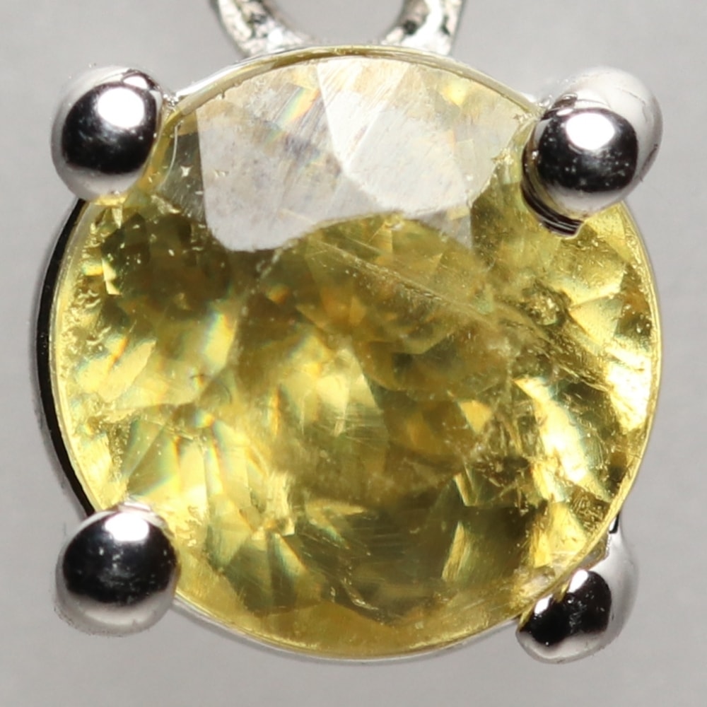 たつみギラギラファイア☆マダガスカル産スフェーン☆ペンダント