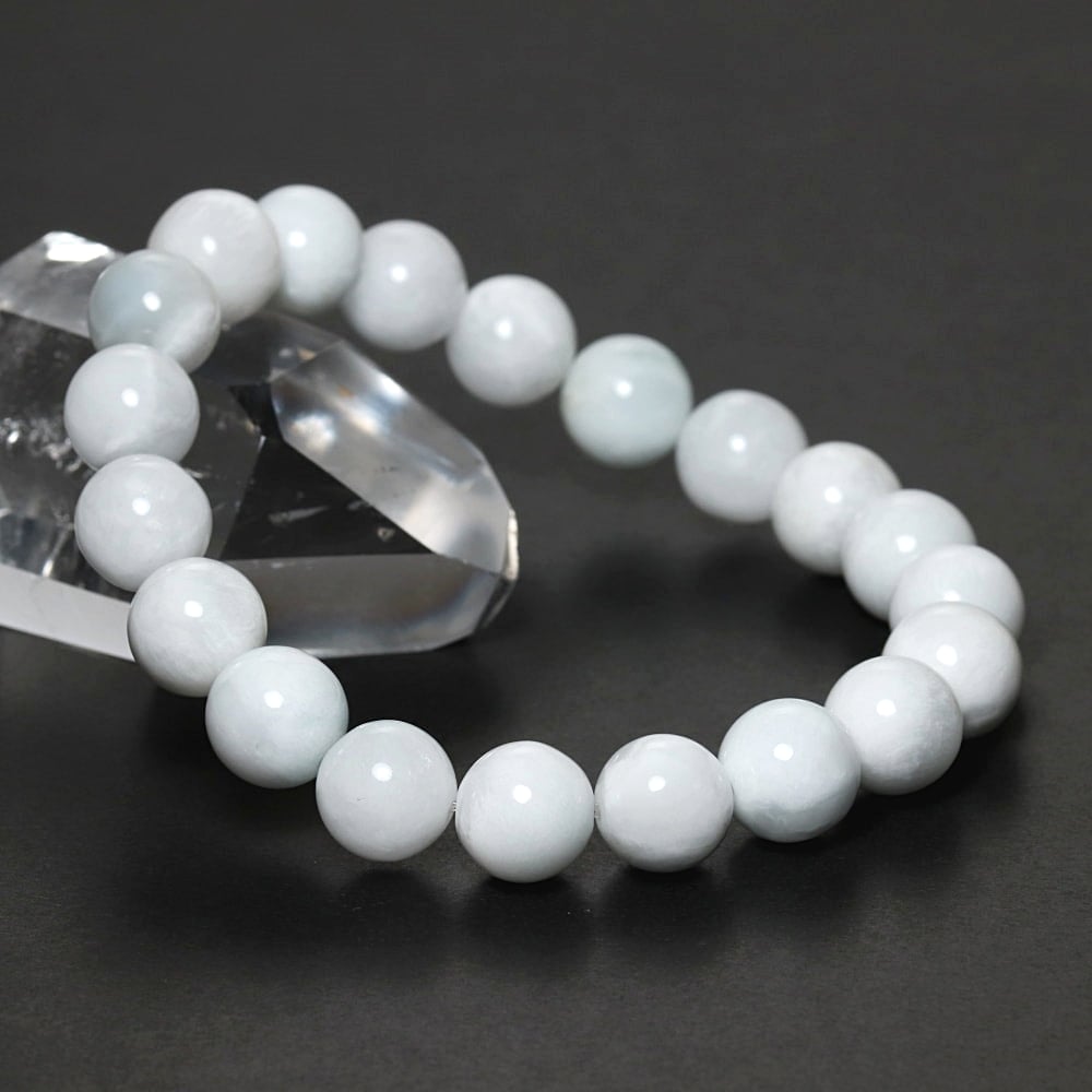 高品質]ホワイトアイスラリマーブレスレット（約10mm玉） - 埼玉県吉川