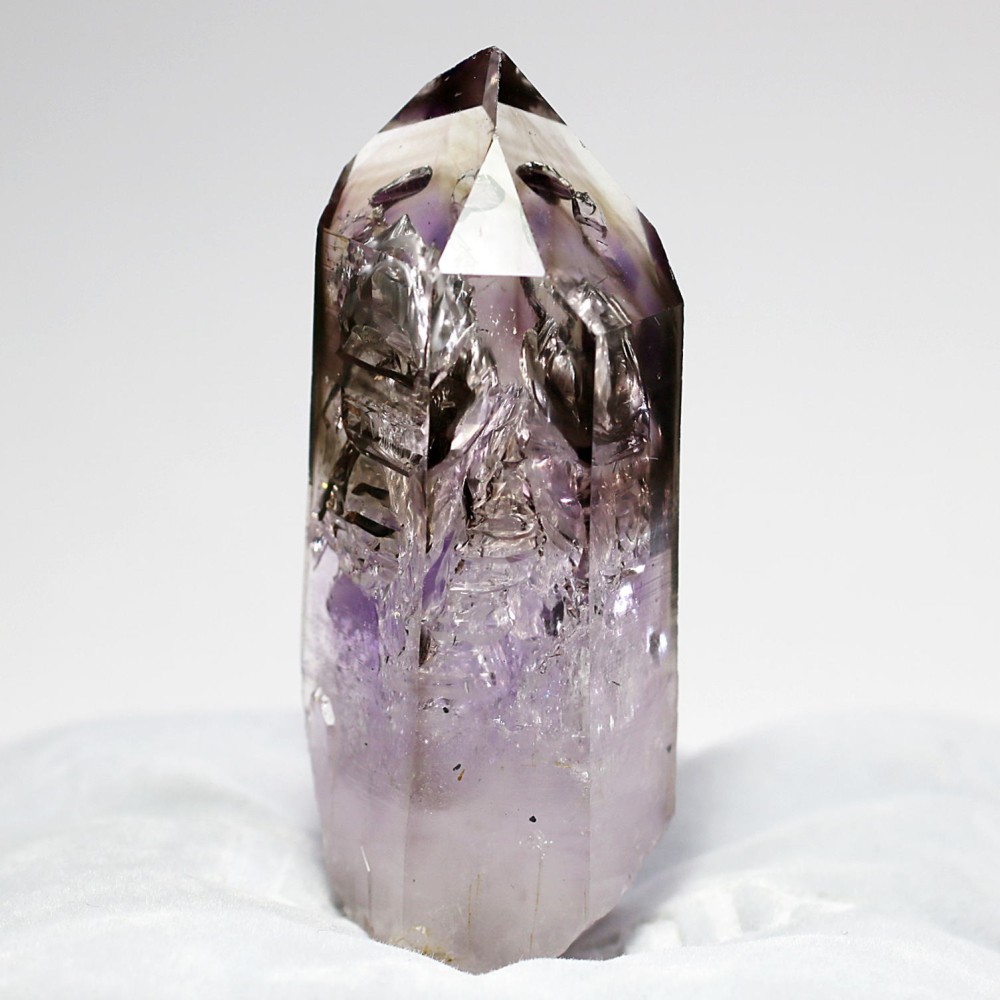 ナミビア共和国ブランドバーグ産]水入りアメジストエレスチャル原石