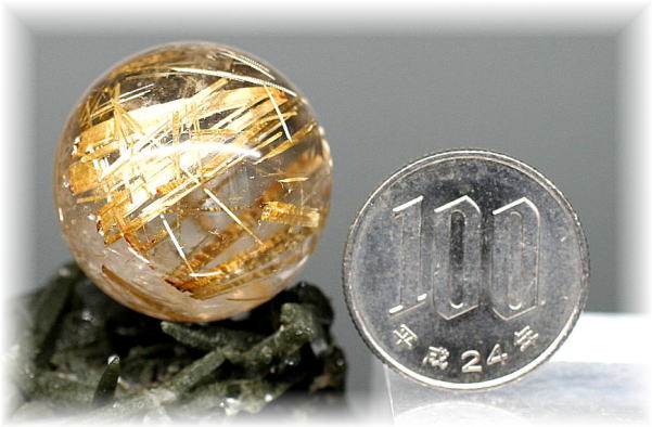 高品質]ゴールドルチルクォーツ丸玉/スフィア - 埼玉県吉川市の天然石