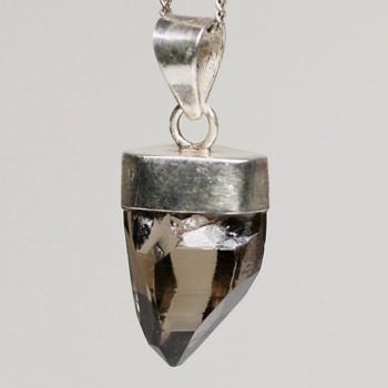 ネパール/ガウリシャンカール産ヒマラヤスモーキークォーツ原石