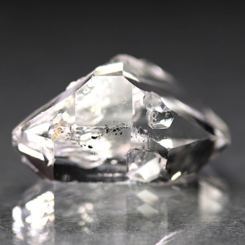 ニューヨーク州ハーキマー地区産（ハーキマーダイヤモンド） - 埼玉県