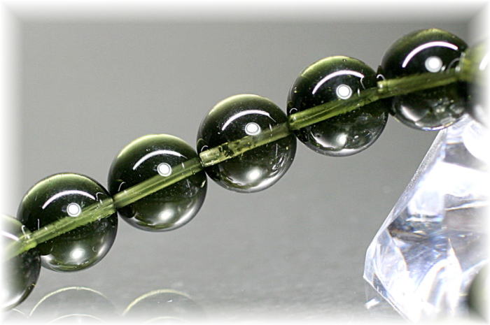 最高品質]天然モルダバイトブレスレット（約11mm玉・鑑別書付） - 埼玉