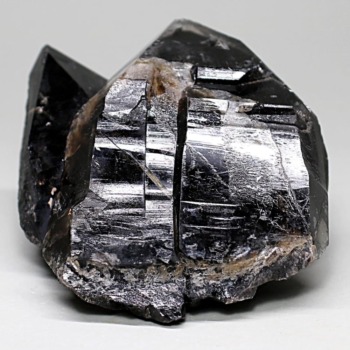 高品質]ブラジル産モリオン原石クラスター/天然黒水晶（手のひら大