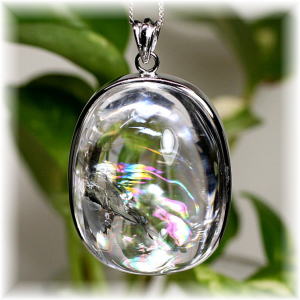 レインボー入り天然水晶ペンダントトップ（シルバー925） - 埼玉県吉川