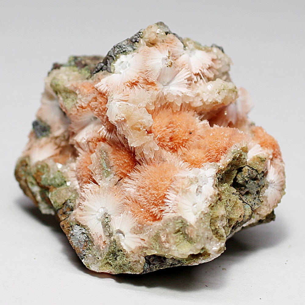 インド産]トムソナイト＆メソライト結晶原石 - 埼玉県吉川市の天然石