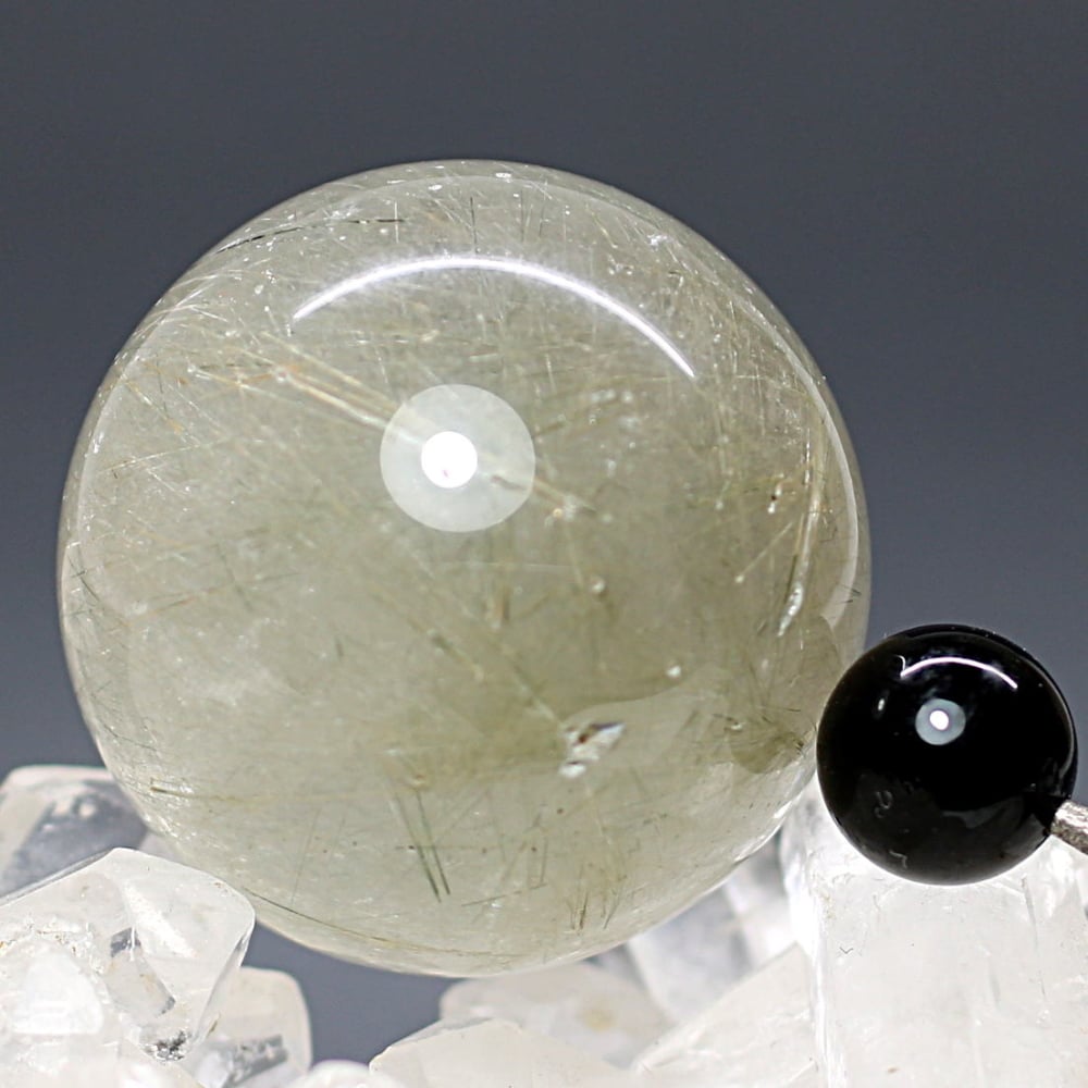 パキスタン産]ザギマウンテンクォーツ丸玉/スフィア（球体直径約33.0mm