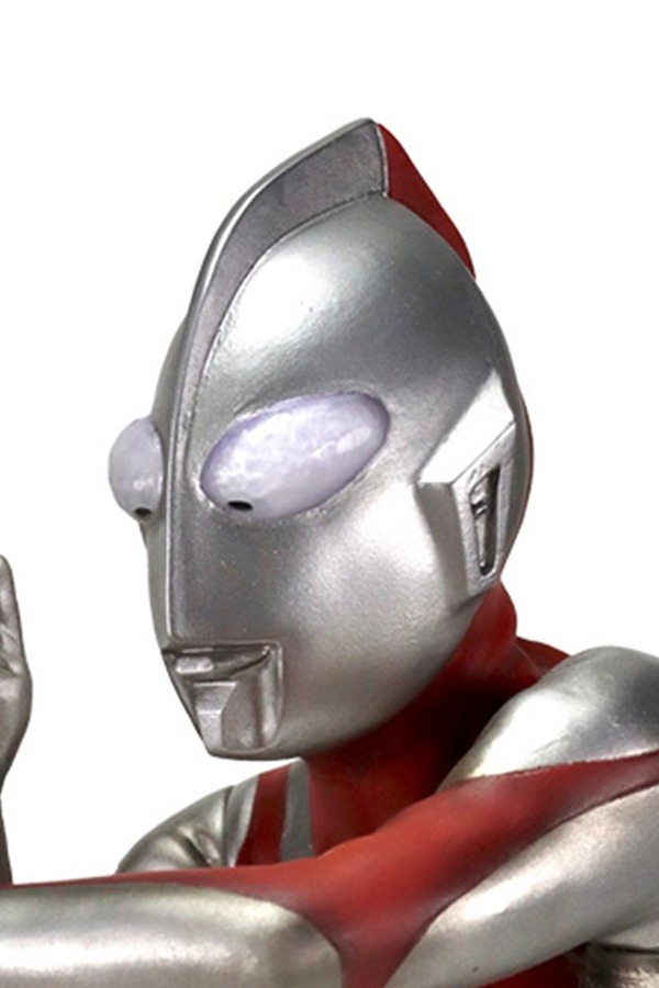 スペシウム光線！初代「ウルトラマン」より美しき「Bタイプ」スーツの1