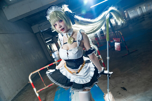 ヴァイスシュヴァルツ NIKKE 大掃除メイド ソーダ SP 青 ヴァイス